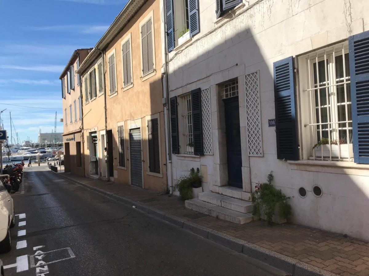 Studios Du Marin Sur Port De La Ciotat Luaran gambar